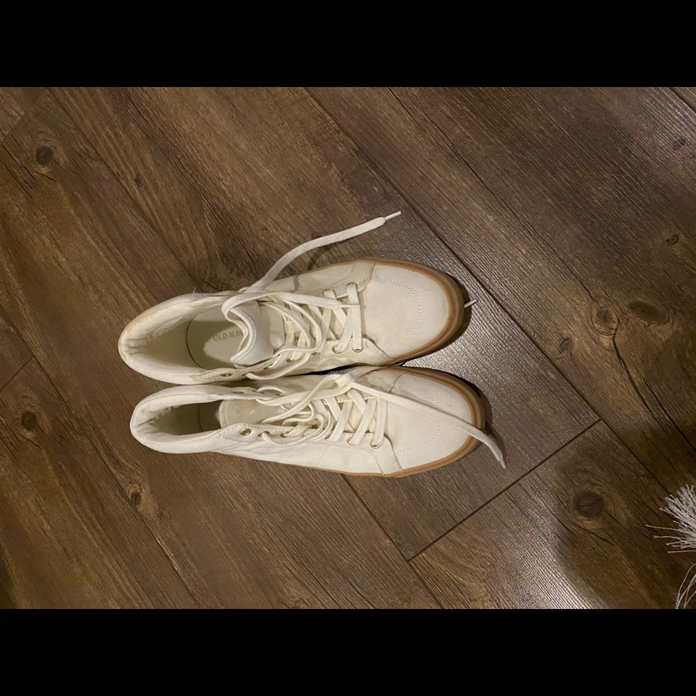 High top sneakers